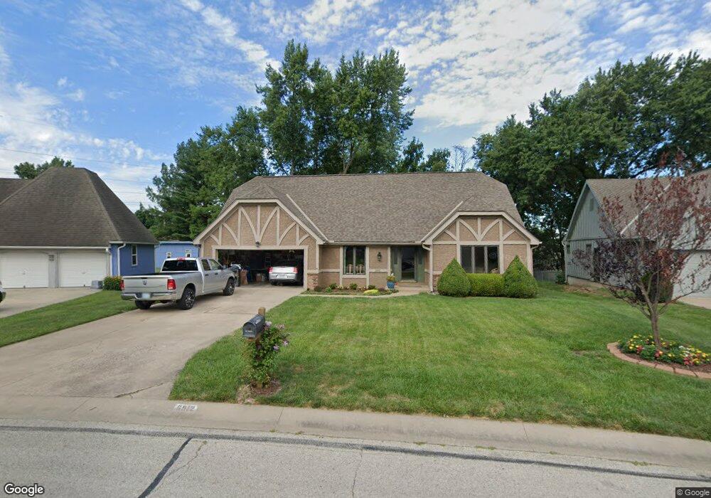 6912 Bradshaw St, Shawnee, KS 66216 - photo 1
