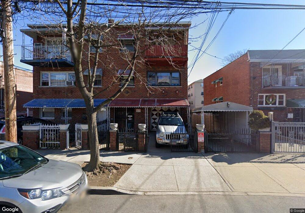 536 Taylor Ave, Bronx, NY 10473 - photo 1