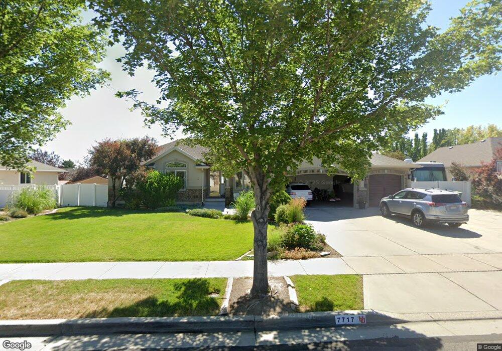 7717 S 5320 W, West Jordan, UT 84081 - photo 1