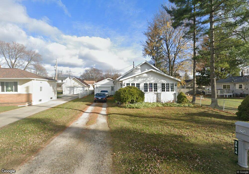 2514 19th Ave, Port Huron, MI 48060 - photo 1