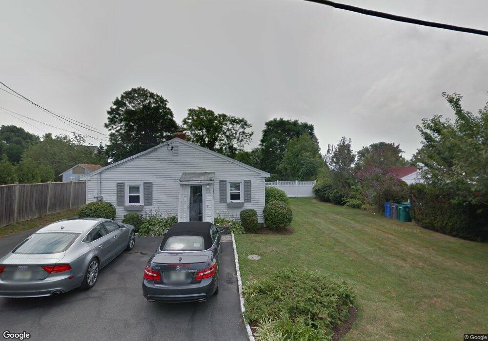 101A Briarwood Ave, Middletown, RI 02842 - photo 1