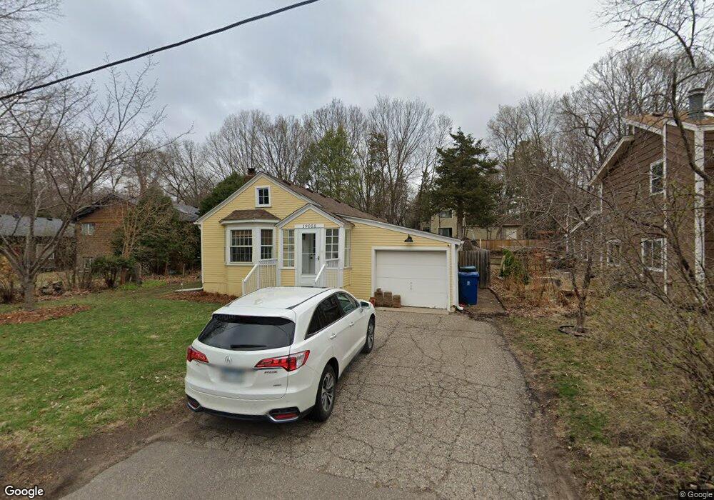 19050 19050 Easton-Road-, Deephaven, MN 55391 - photo 1