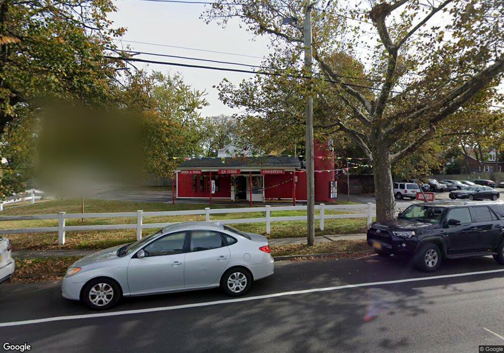 1600 Broadway, Hewlett, NY 11557 - photo 1