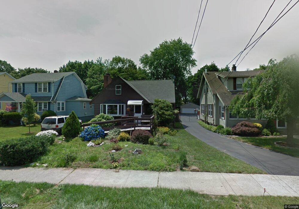 104 Kimberly Ave, East Haven, CT 06512 - photo 1