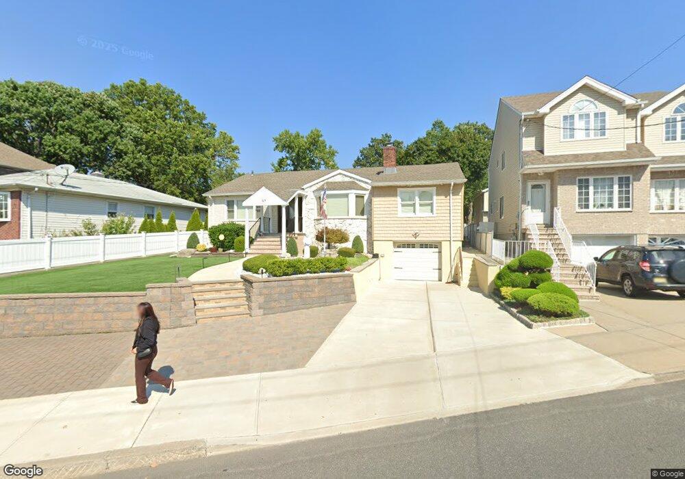 69 Watchogue Rd, Staten Island, NY 10314 - photo 1