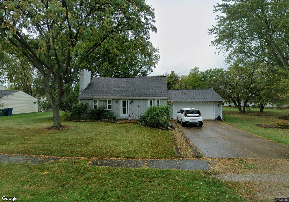 664 Rowelyn Ave, Sheffield Lake, OH 44054 - photo 1