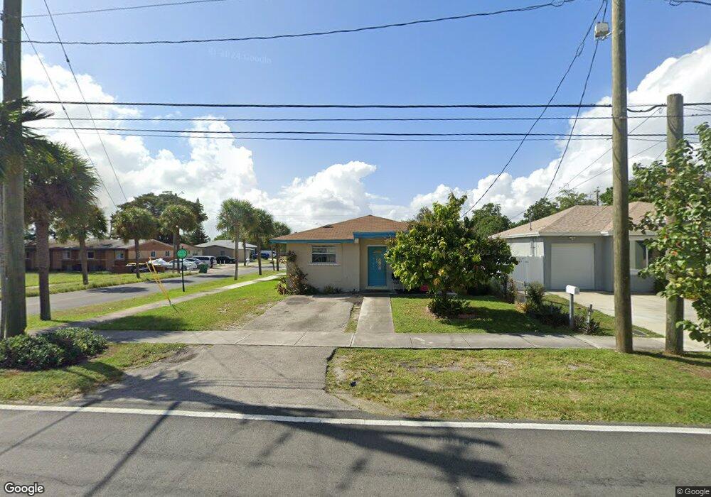 836 Phippen Waiters Rd, Dania, FL 33004 - photo 1
