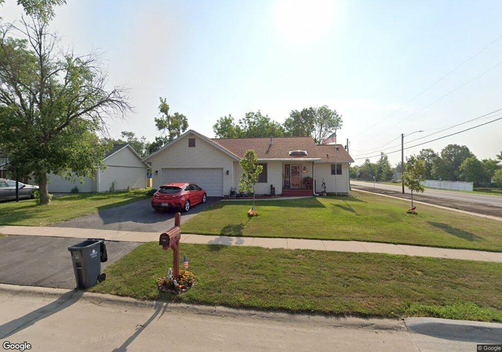 603 Concord Ln NW, Cedar Rapids, IA 52405 - photo 1