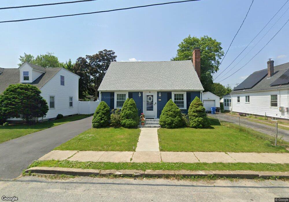 31 Crossway Rd, Cranston, RI 02910 - photo 1