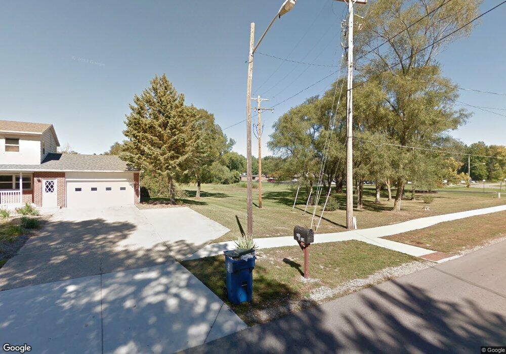 325 E Elm St, Wayland, MI 49348 - photo 1