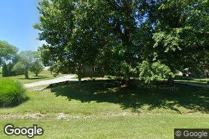 33 Dorosell Rd, Raymond, IL 62560