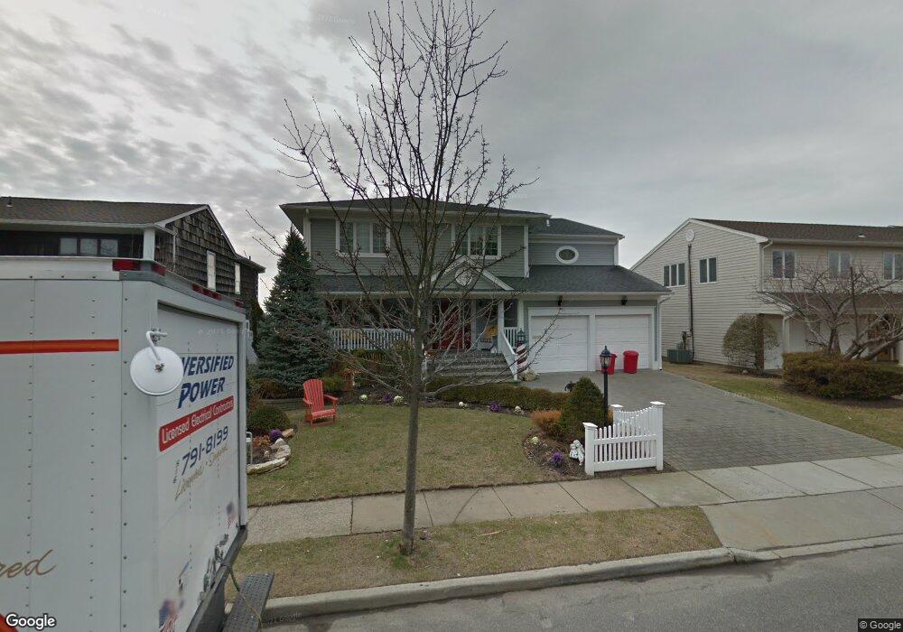 286 Harbor Dr, Lido Beach, NY 11561 - photo 1