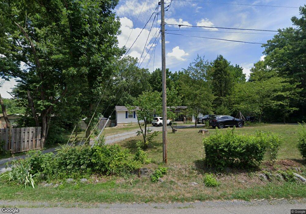 700 Torytown Rd, Bunker Hill, WV 25413 - photo 1