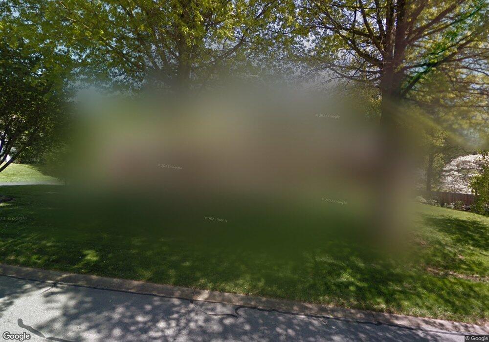 8 Gardenwood Dr, Asheville, NC 28803 - photo 1