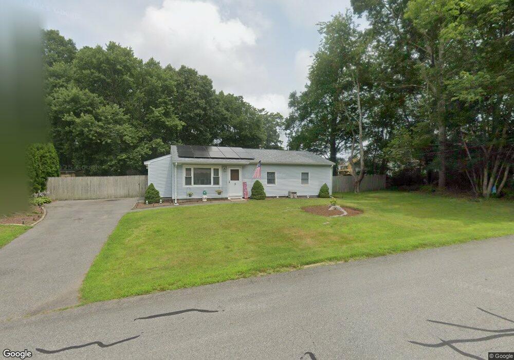 3 Meadowood Dr, South Dartmouth, MA 02748 - photo 1