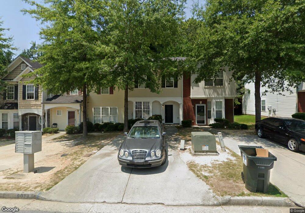 6071 Camden Forrest Dr unit 8, Riverdale, GA 30296 - photo 1