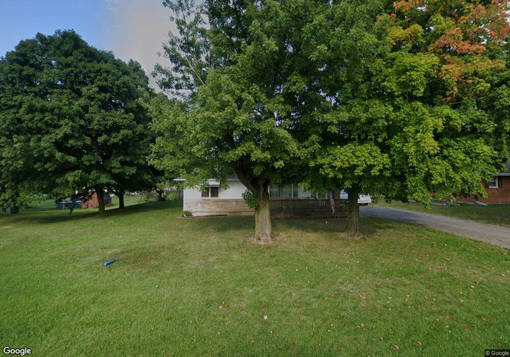 1113 Roush Rd, Lima, OH 45801 - photo 1