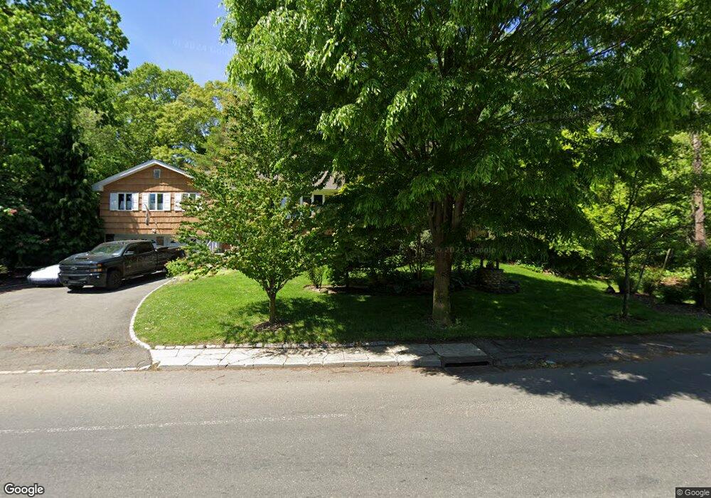 213 Town Line Rd, East Northport, NY 11731 - photo 1