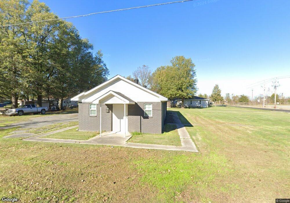 321 E Huron St, Stuttgart, AR 72160 - photo 1