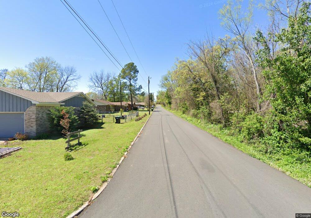 500 W 1st St, Tahlequah, OK 74464 - photo 1