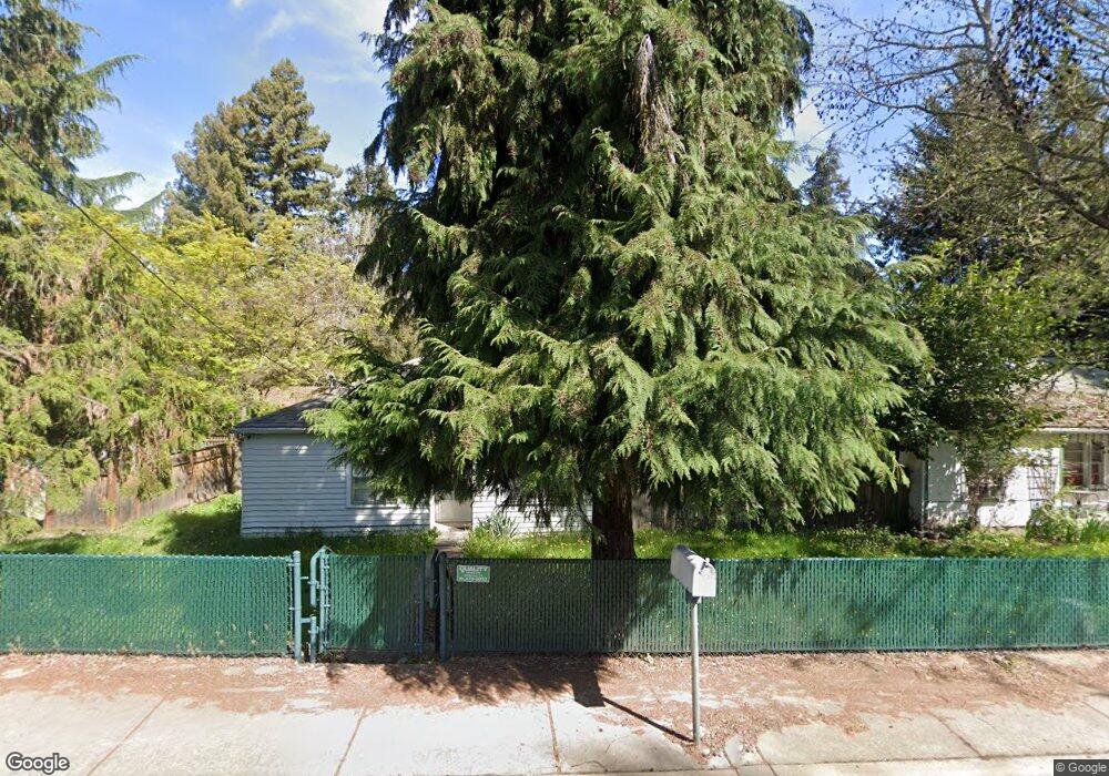 398 W Park St, Grants Pass, OR 97527 - photo 1