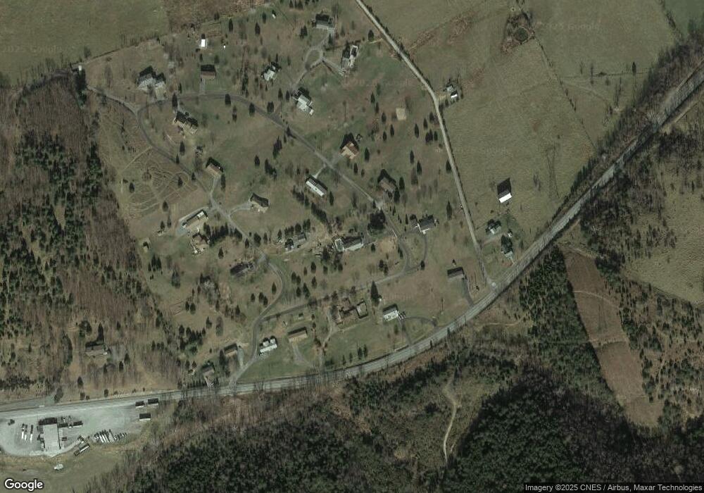 223 Circle Dr, Petersburg, WV 26847 - photo 1