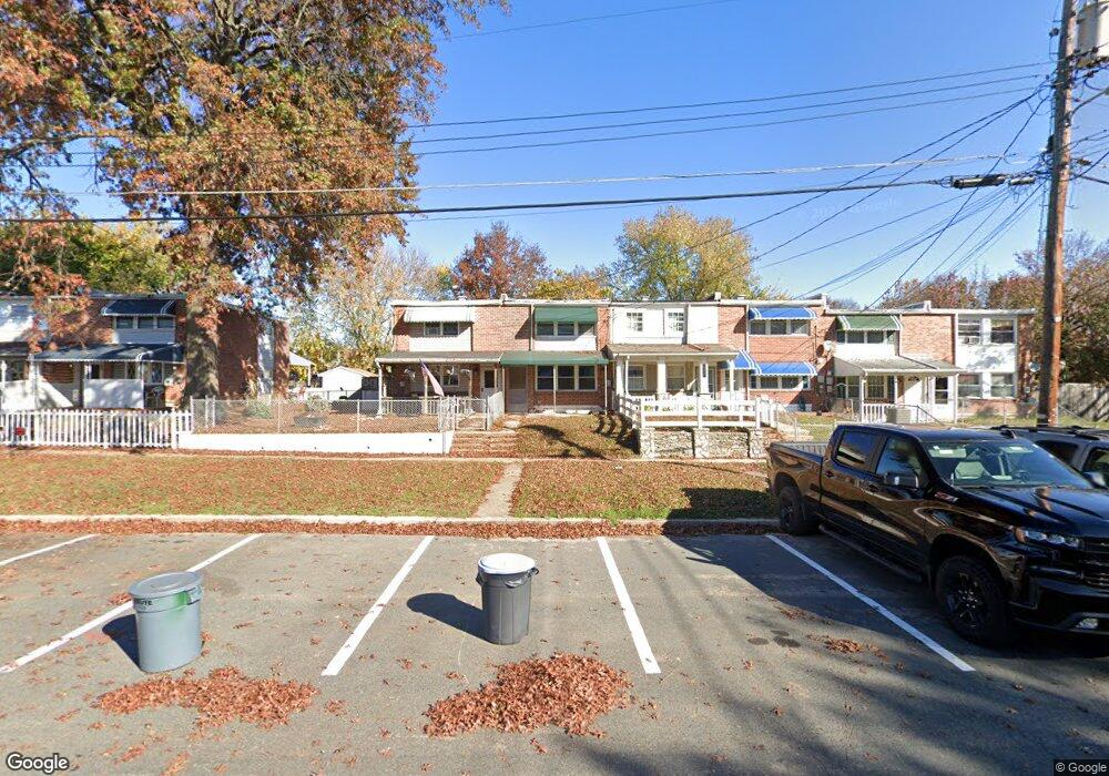 812 Rambo Ct, Halethorpe, MD 21227 - photo 1