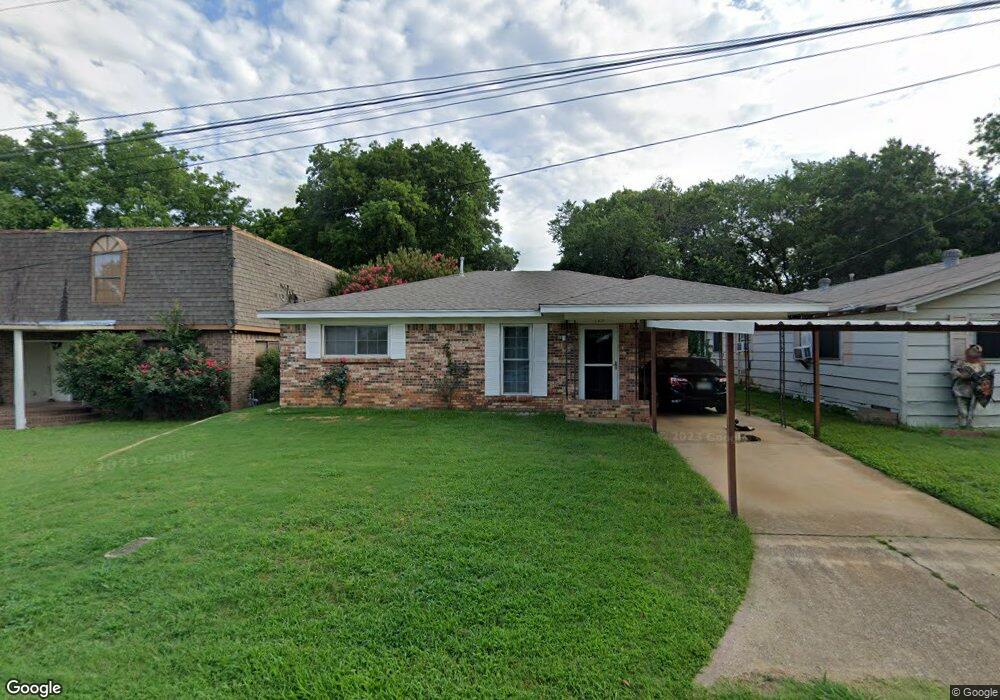 719 Thatcher St, Denison, TX 75020 - photo 1