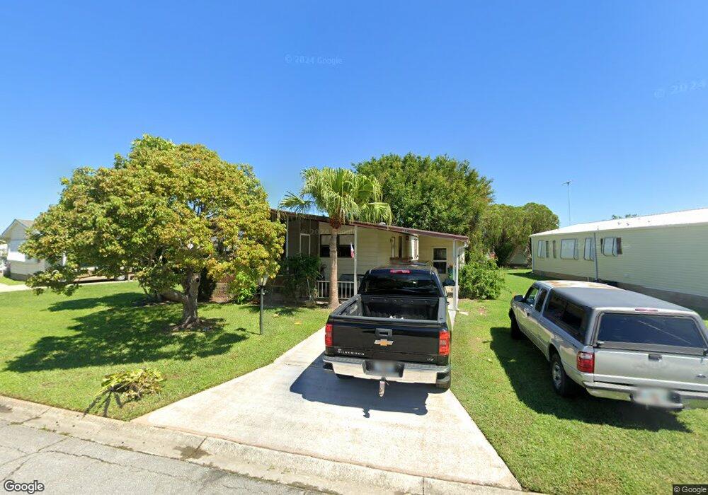 933 Hyacinth Cir unit 2, Sebastian, FL 32976 - photo 1