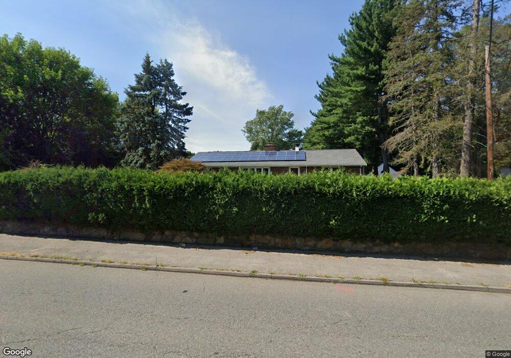 555 Sunderland Rd, Worcester, MA 01604 - photo 1