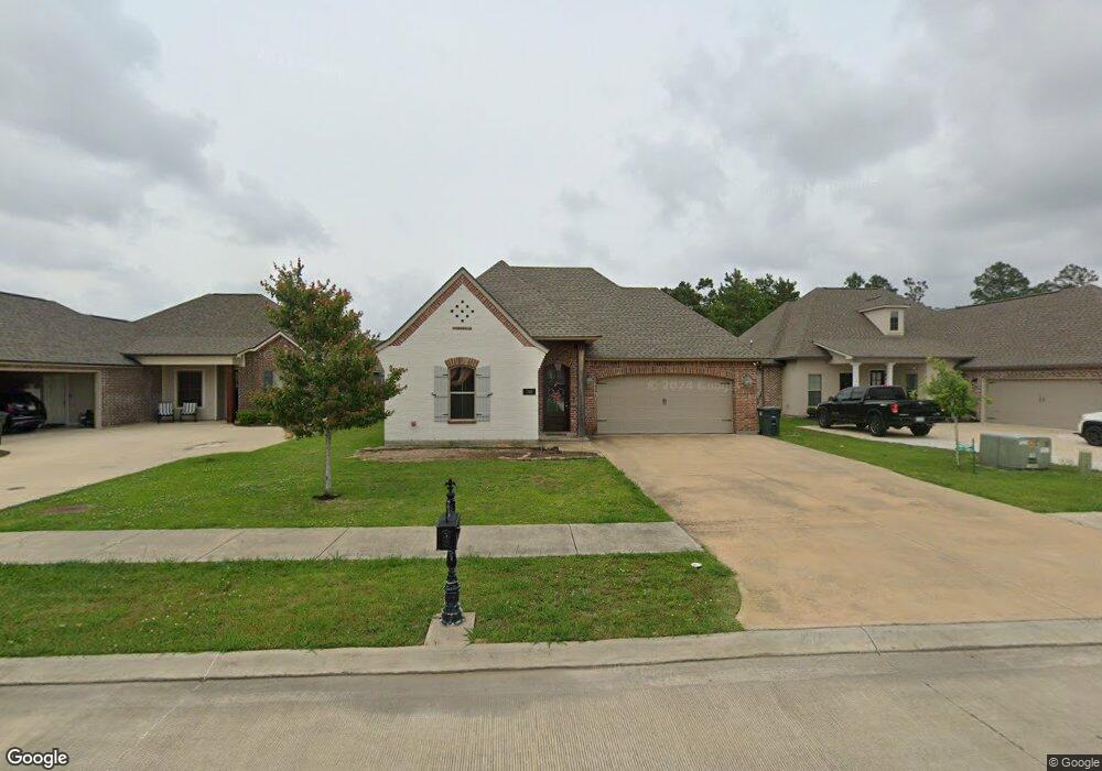 702 Lionel Ln, Lake Charles, LA 70605 - photo 1