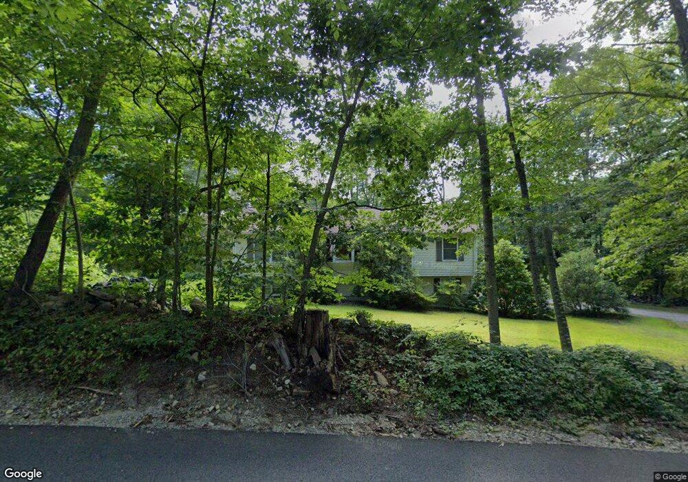 122 Number 6 Schoolhouse Rd, Charlton, MA 01507 - photo 1