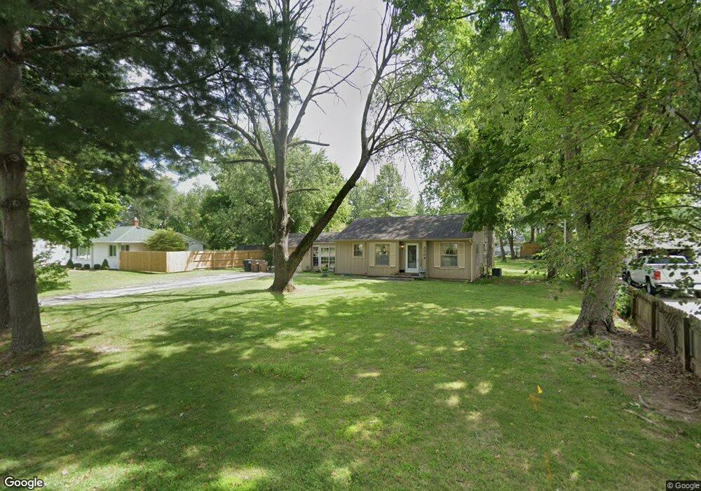 1709 Laurel Dr, Columbus, IN 47203 - photo 1