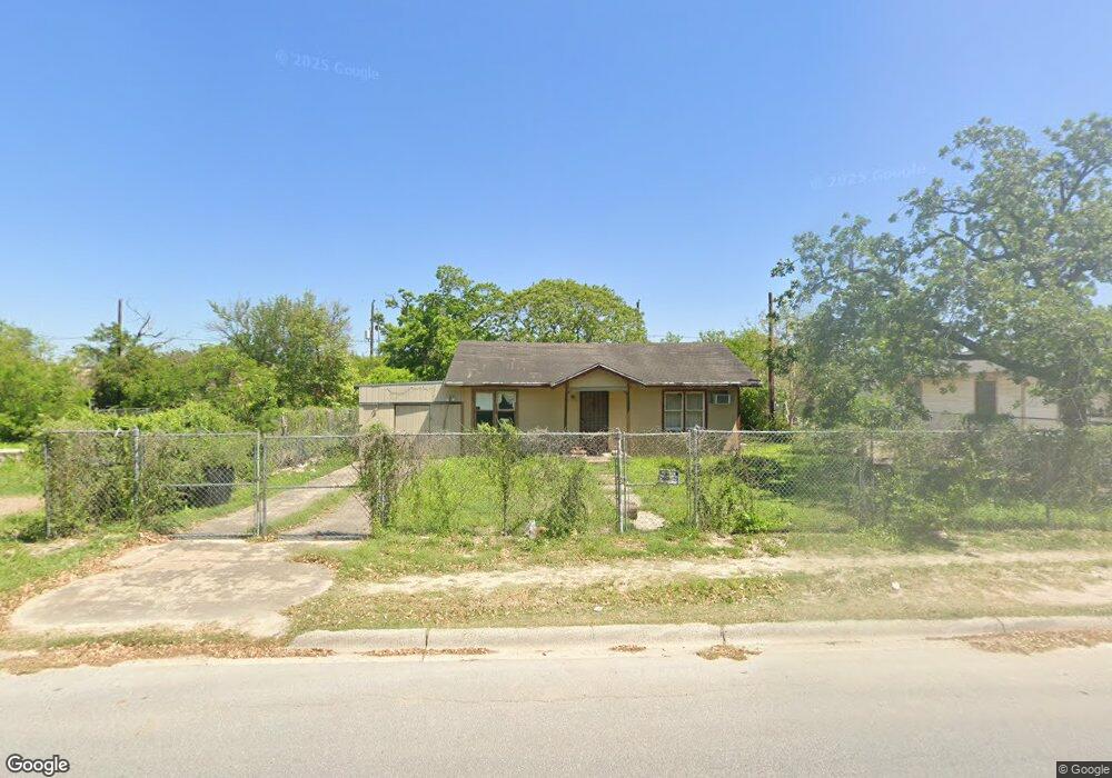 133 E Butler St, Pharr, TX 78577 - photo 1