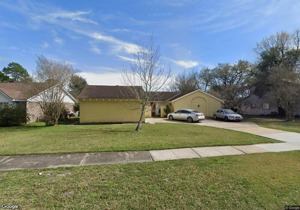5511 Bent Bough Ln, Houston, TX 77088 - photo 1