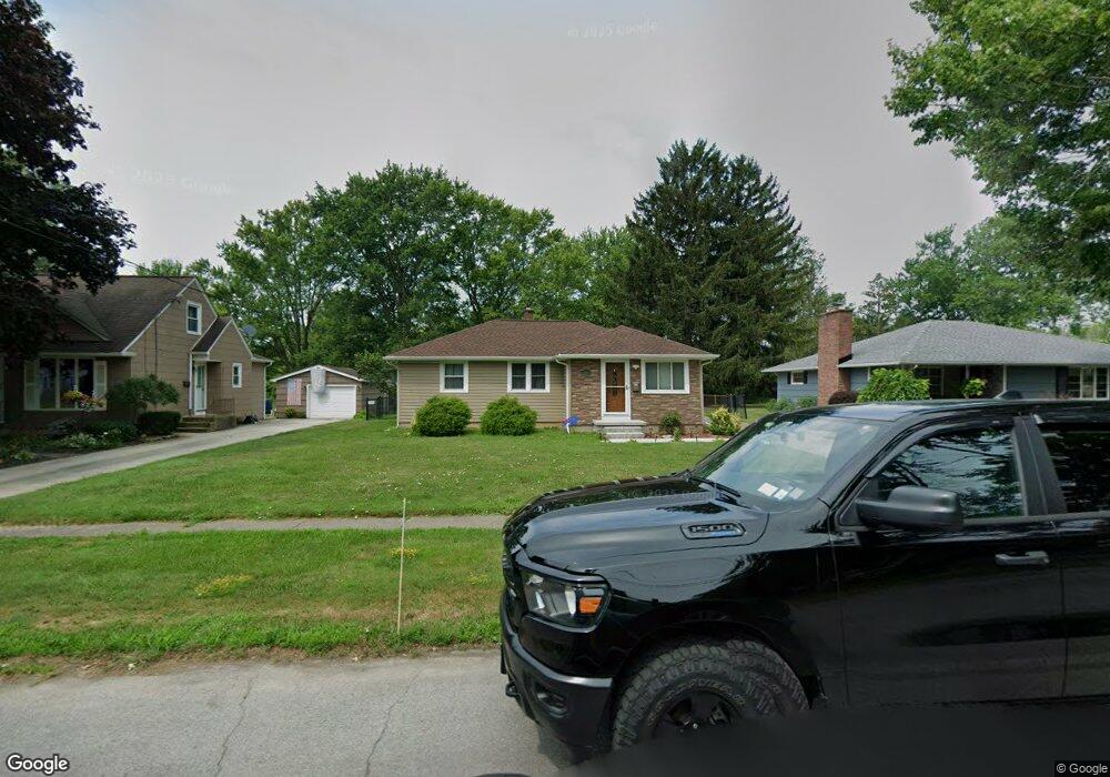 284 Drake Dr, North Tonawanda, NY 14120 - photo 1