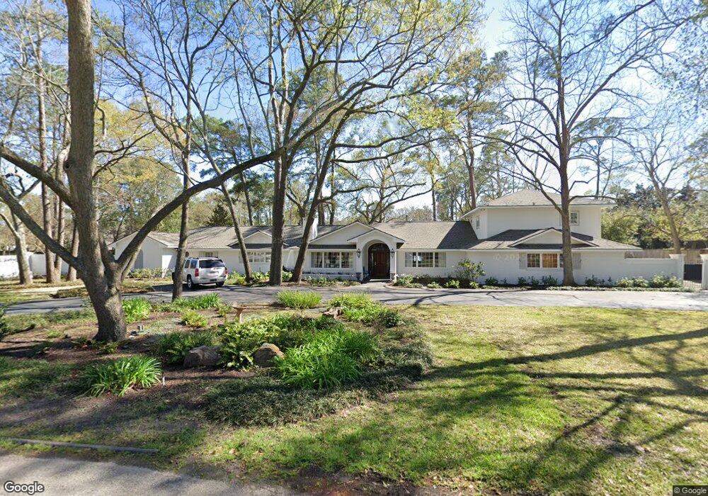 11517 Raintree Cir, Houston, TX 77024 - photo 1