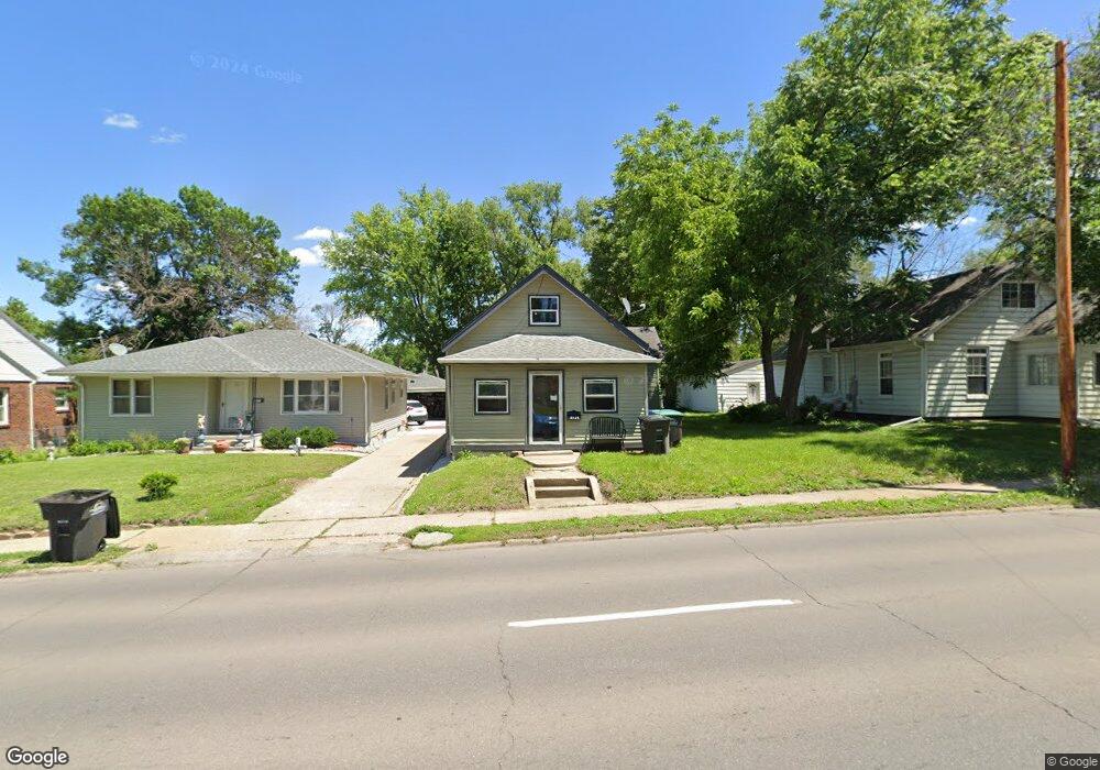 3905 2nd Ave, Des Moines, IA 50313 - photo 1
