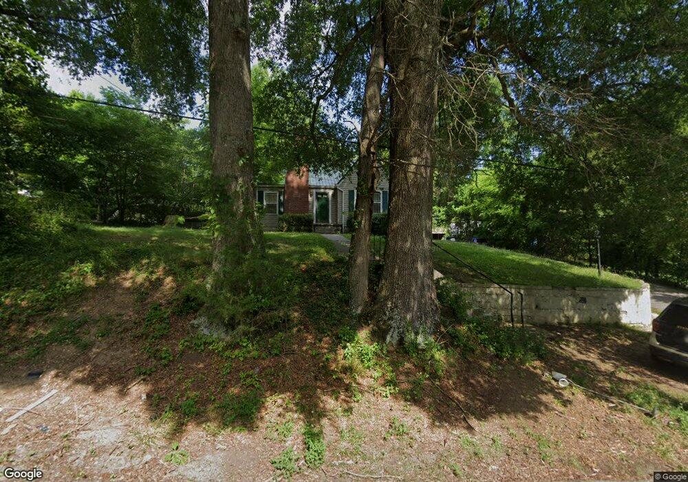 305 S Irwin St, Manchester, TN 37355 - photo 1