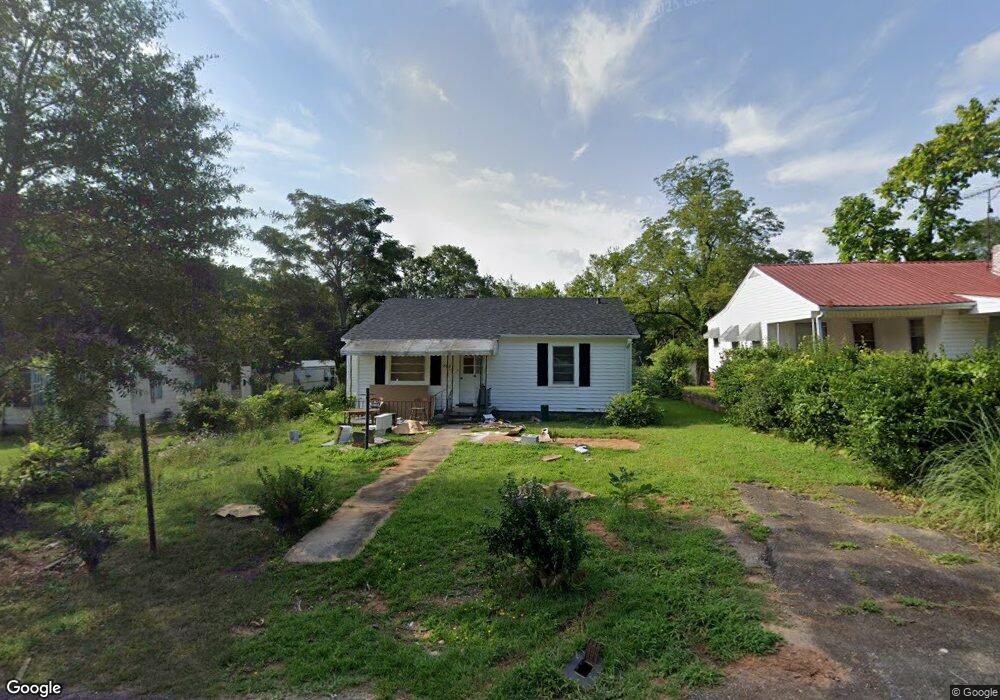 202 Pridmore St, Laurens, SC 29360 - photo 1