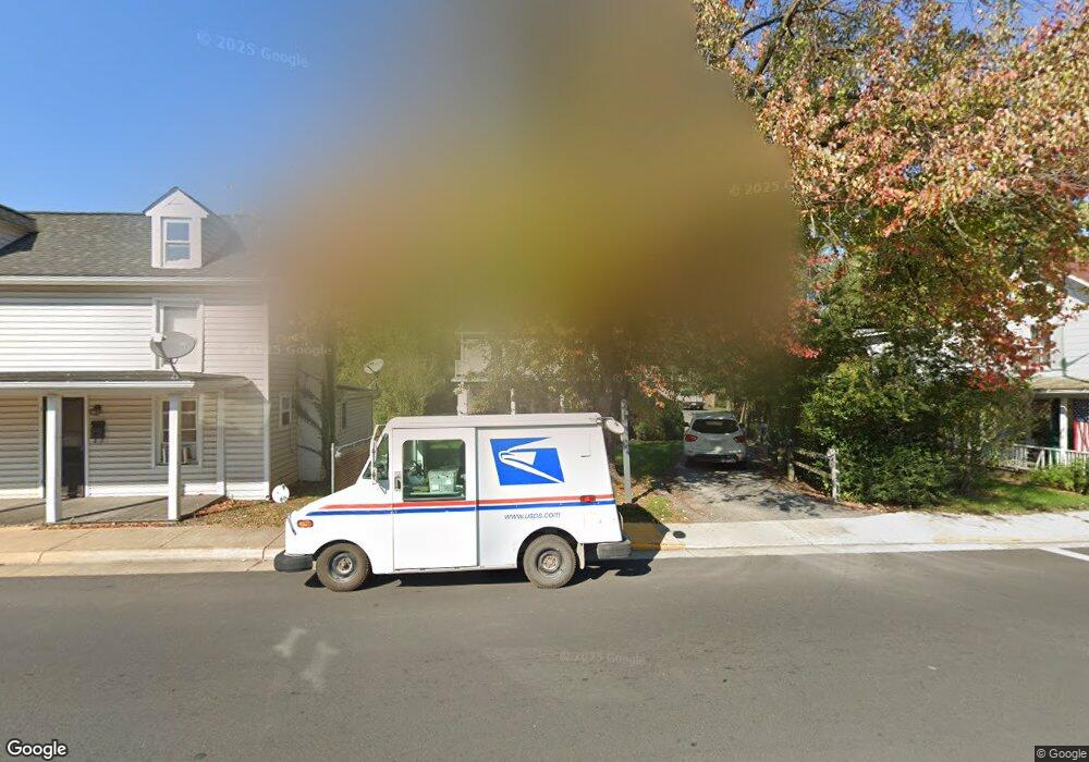 425 E Main St, Luray, VA 22835 - photo 1