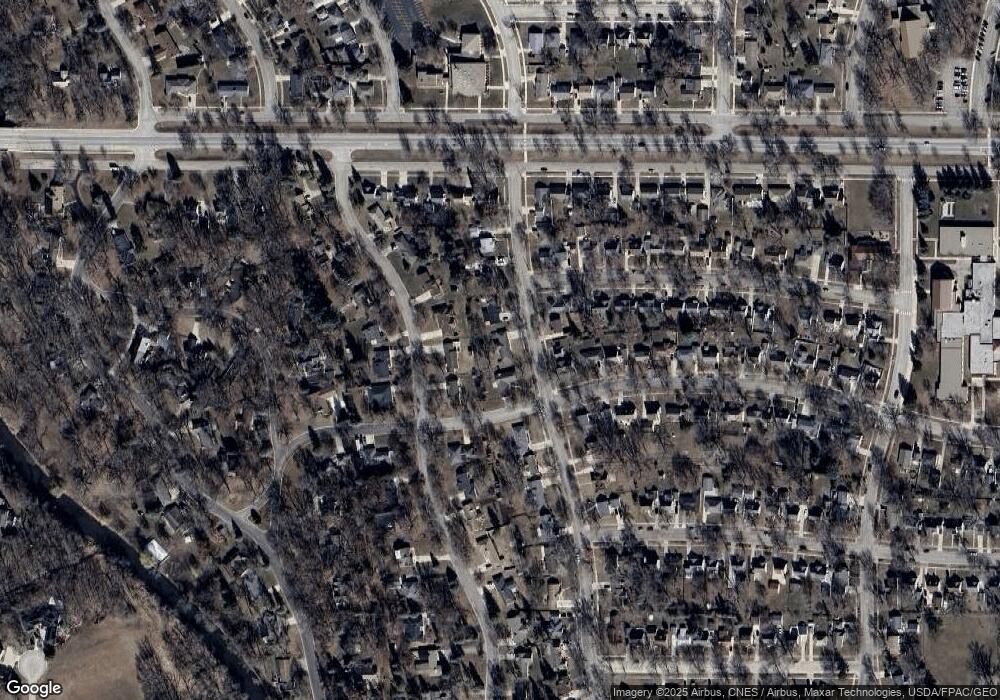 302 19th St SW, Austin, MN 55912 - photo 1