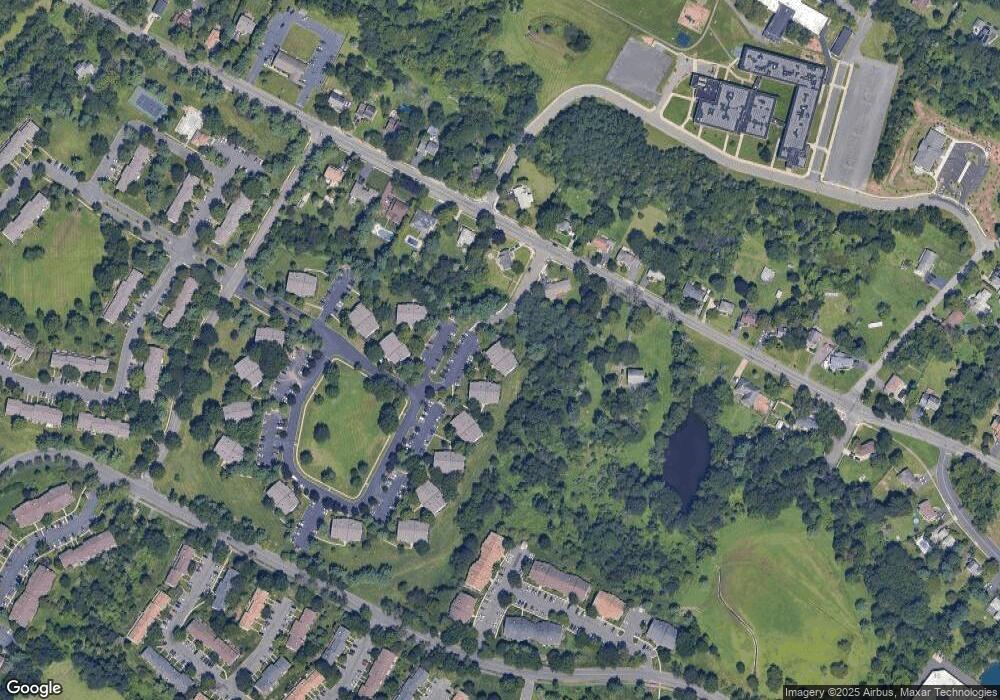 90 Crabapple Ln unit 293, Franklin Park, NJ 08823 - photo 1