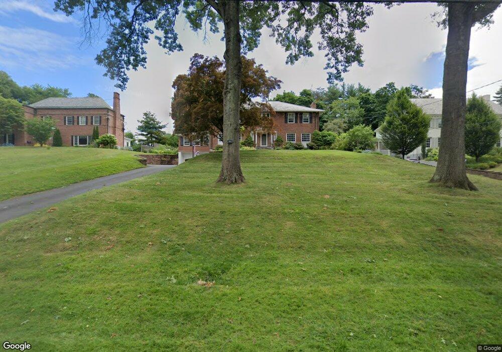 32 Whetton Rd, West Hartford, CT 06117 - photo 1