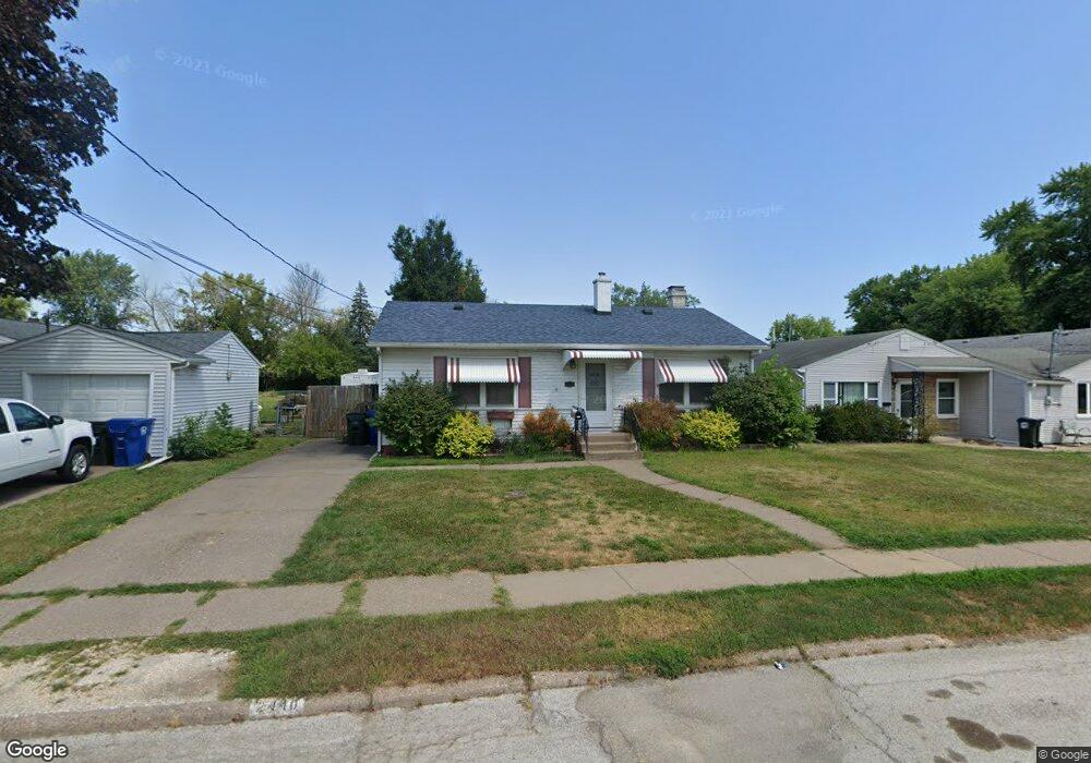 2440 W 13th St, Davenport, IA 52804 - photo 1