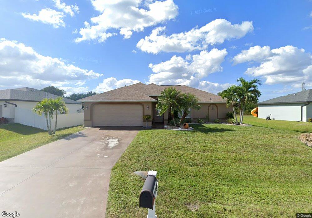 3004 NE 2nd Place, Cape Coral, FL 33909 - photo 1