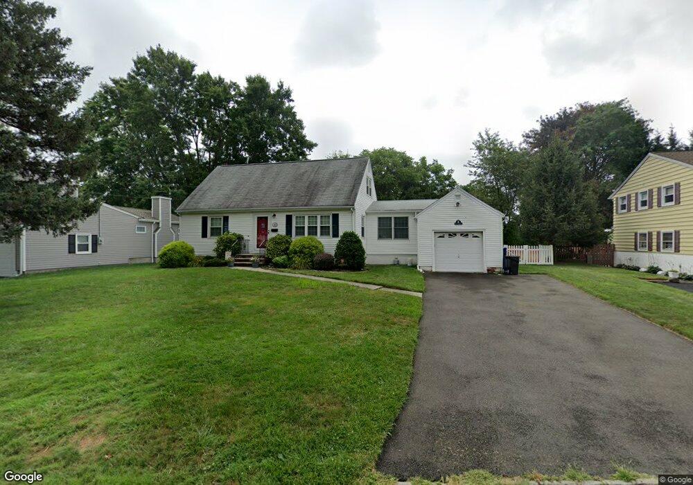 40 Terhune Rd, Clark, NJ 07066 - photo 1