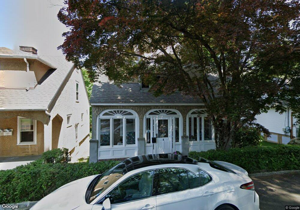 3 Caroline Place, Greenwich, CT 06831 - photo 1