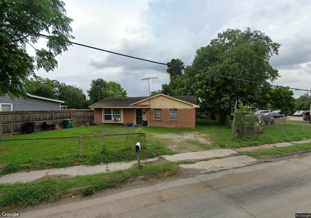 9310 W Montgomery Rd, Houston, TX 77088 - photo 1