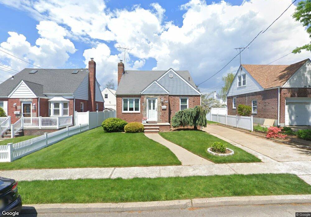 1036 Theodora St, Franklin Square, NY 11010 - photo 1